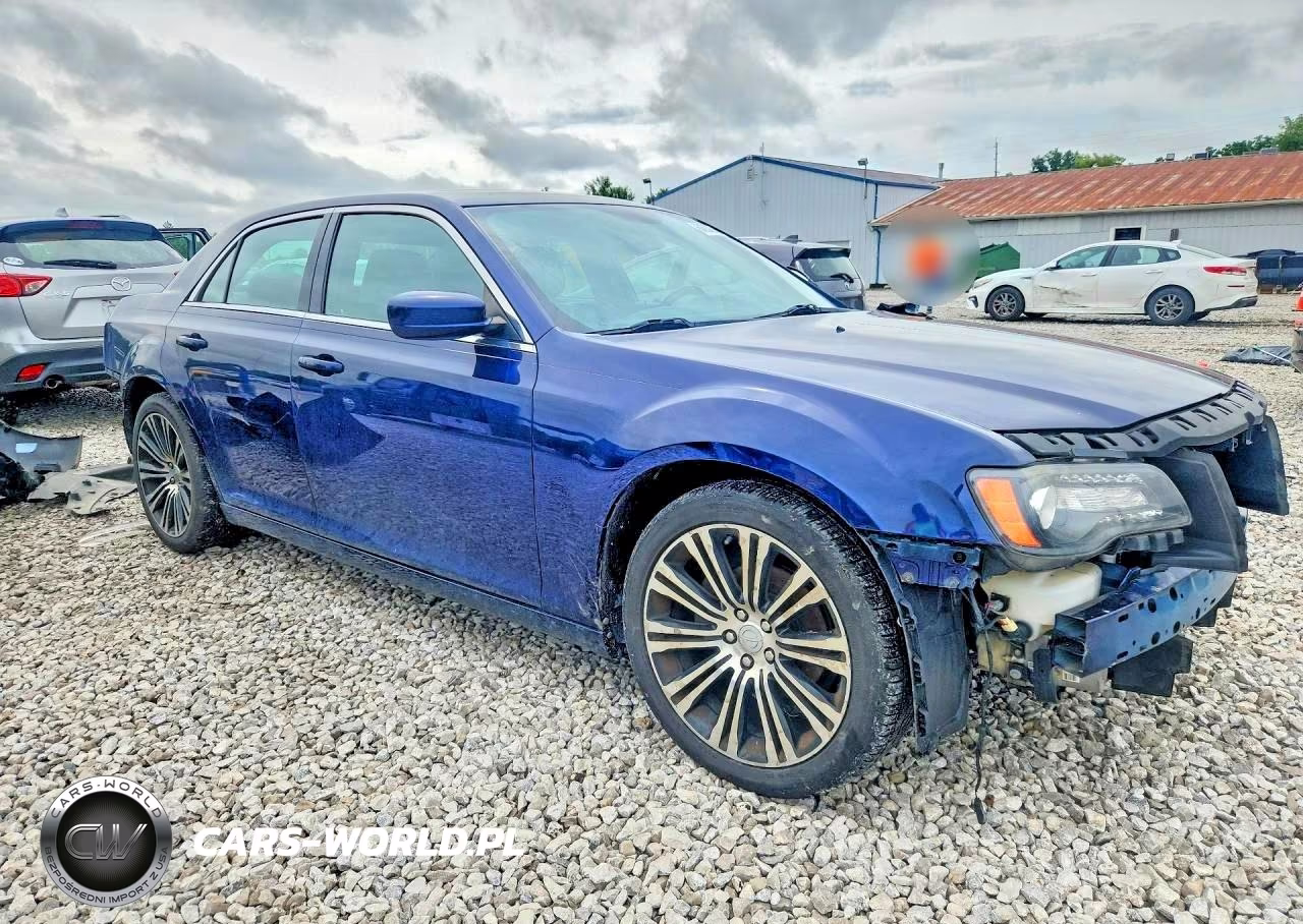 2013 Chrysler 300 S VIN:2C3CCABG3DH703294 - 4