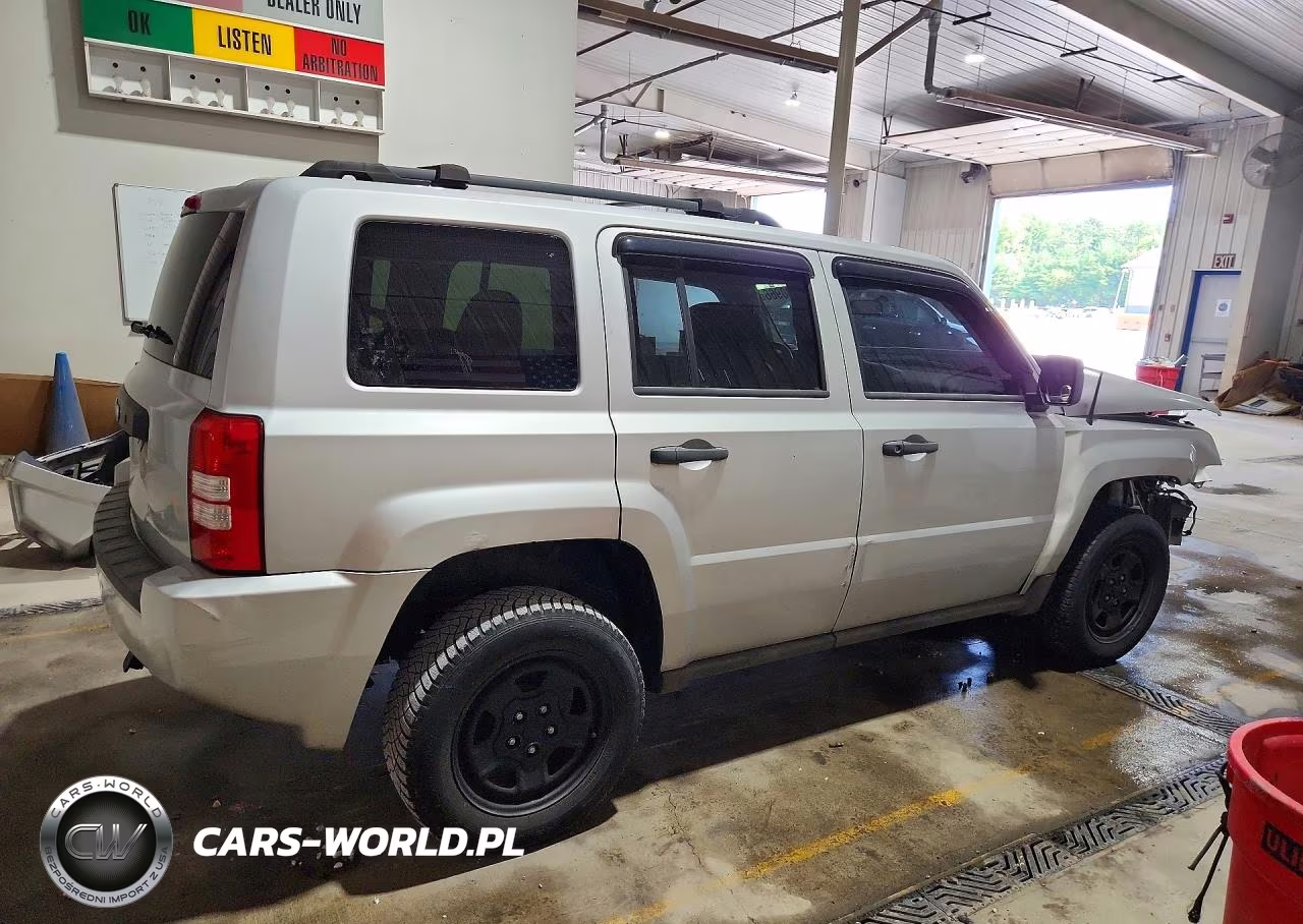 2010 Jeep Patriot Sport VIN:1J4NF1GB9AD671737 - 3