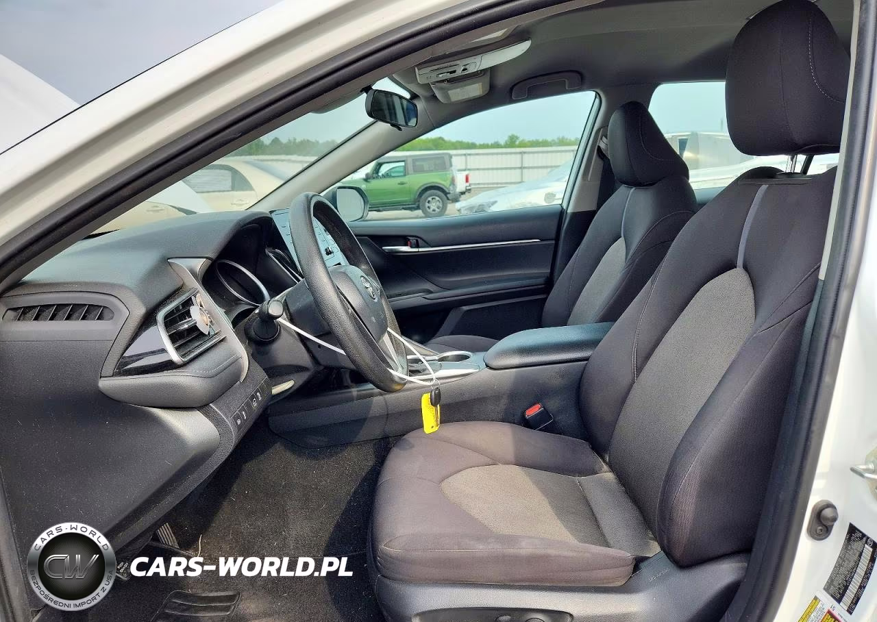 2021 Toyota Camry Le VIN:4T1C11AK0MU574012 - 7