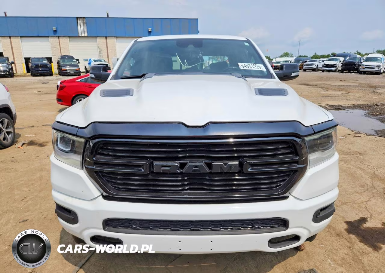 2021 Ram 1500 Laramie VIN:1C6RRFJG2MN836324 - 5
