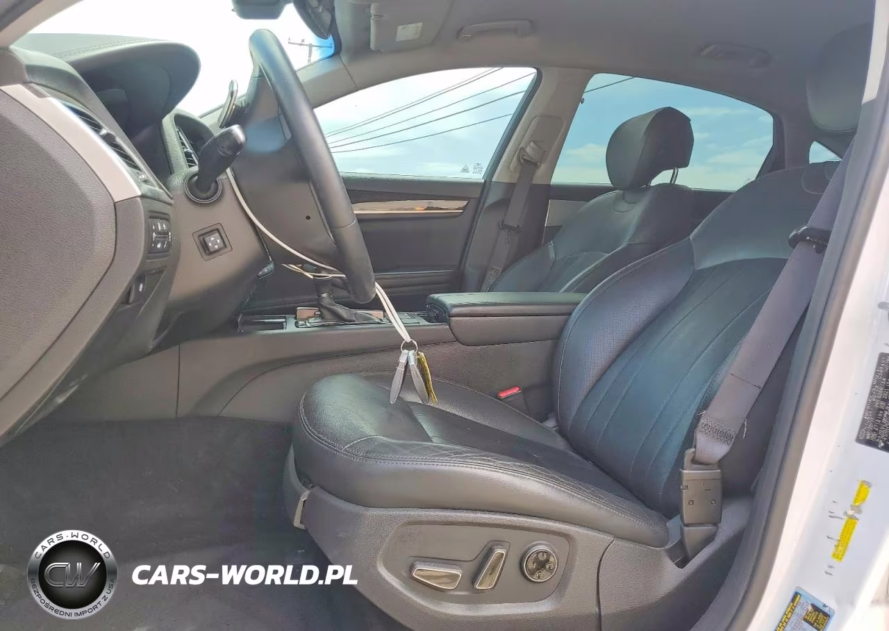 2018 Genesis G80 3.8 VIN:KMHGN4JE9JU225332 - 7