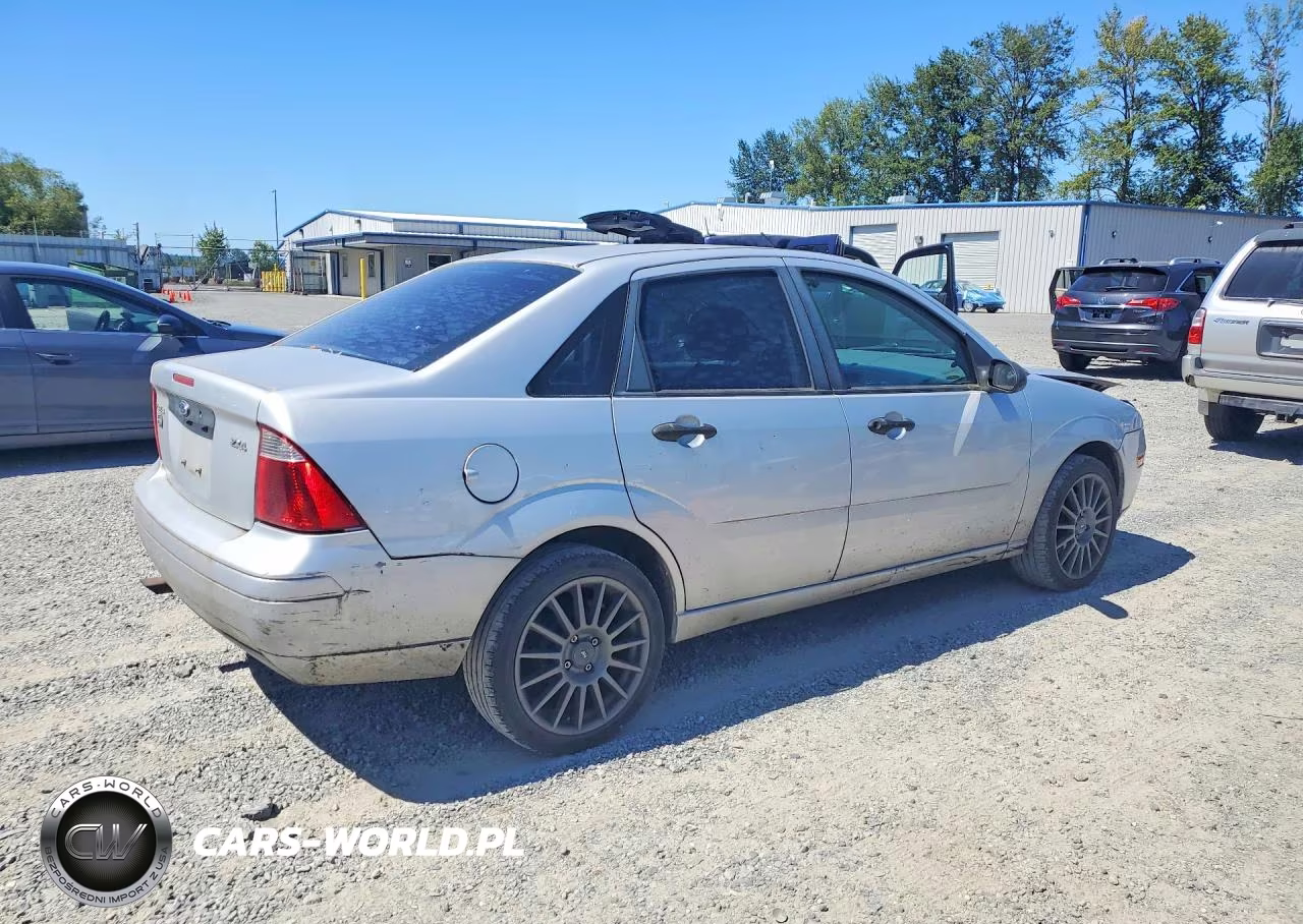 2005 Ford Focus Zx4 VIN:1FAFP34N55W241219 - 3
