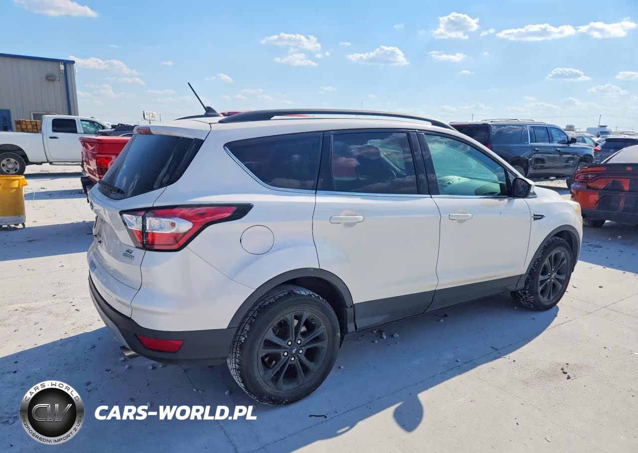 2018 Ford Escape Se VIN:1FMCU0GD1JUA83342 - 3