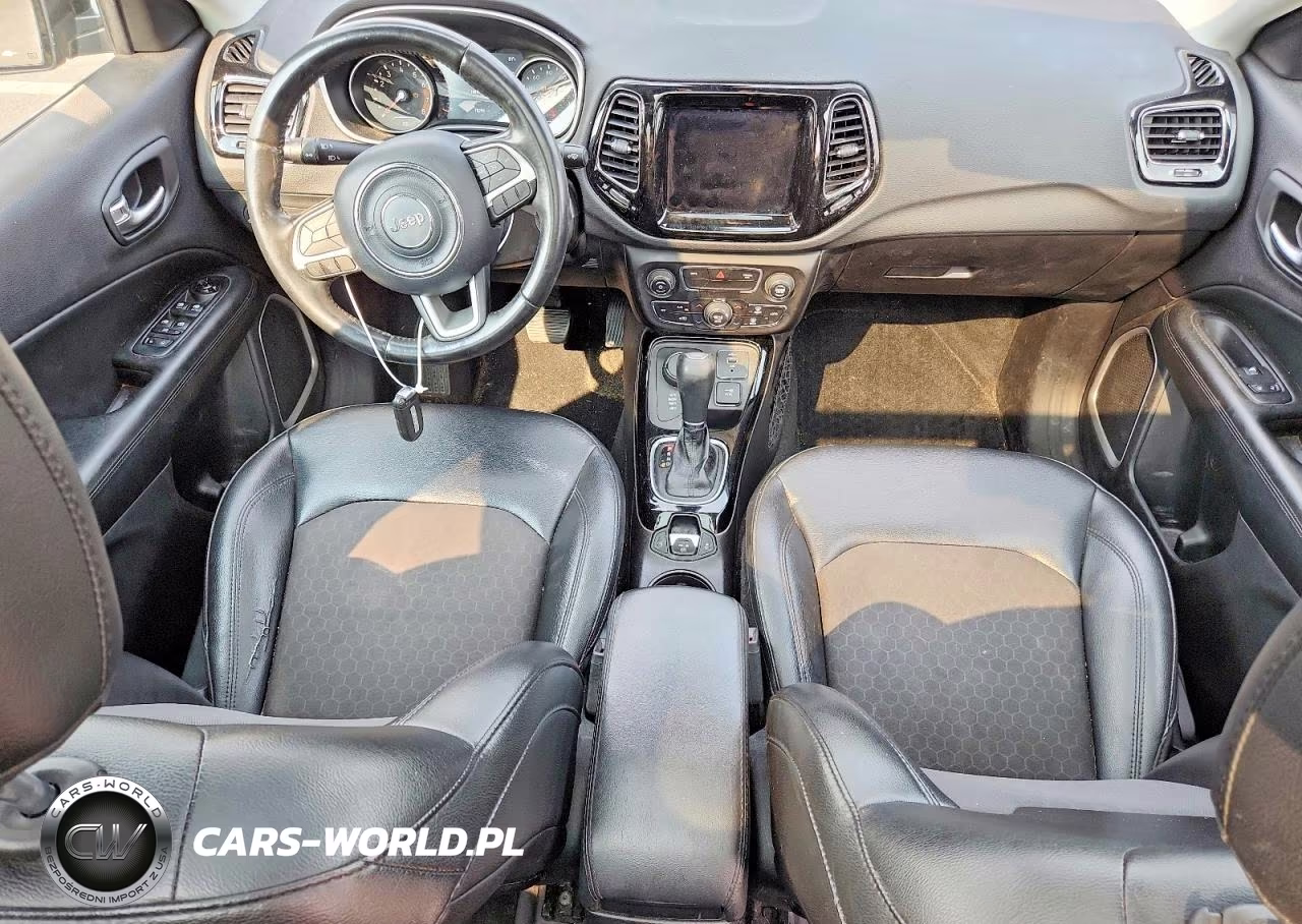2019 Jeep Compass Latitude VIN:3C4NJDBB7KT818176 - 8