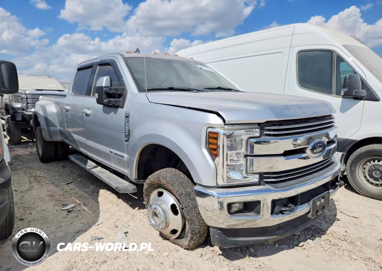 2019 Ford F350 Super Duty VIN:1FT8W3DT2KEC22939 - 4