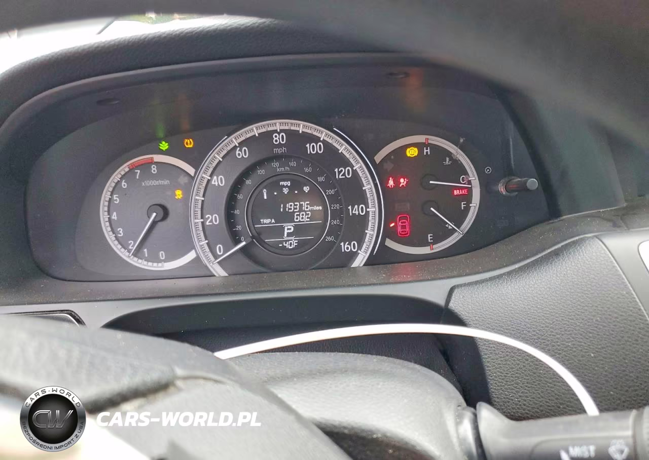 2017 Honda Accord Lx VIN:1HGCR2F37HA120465 - 9