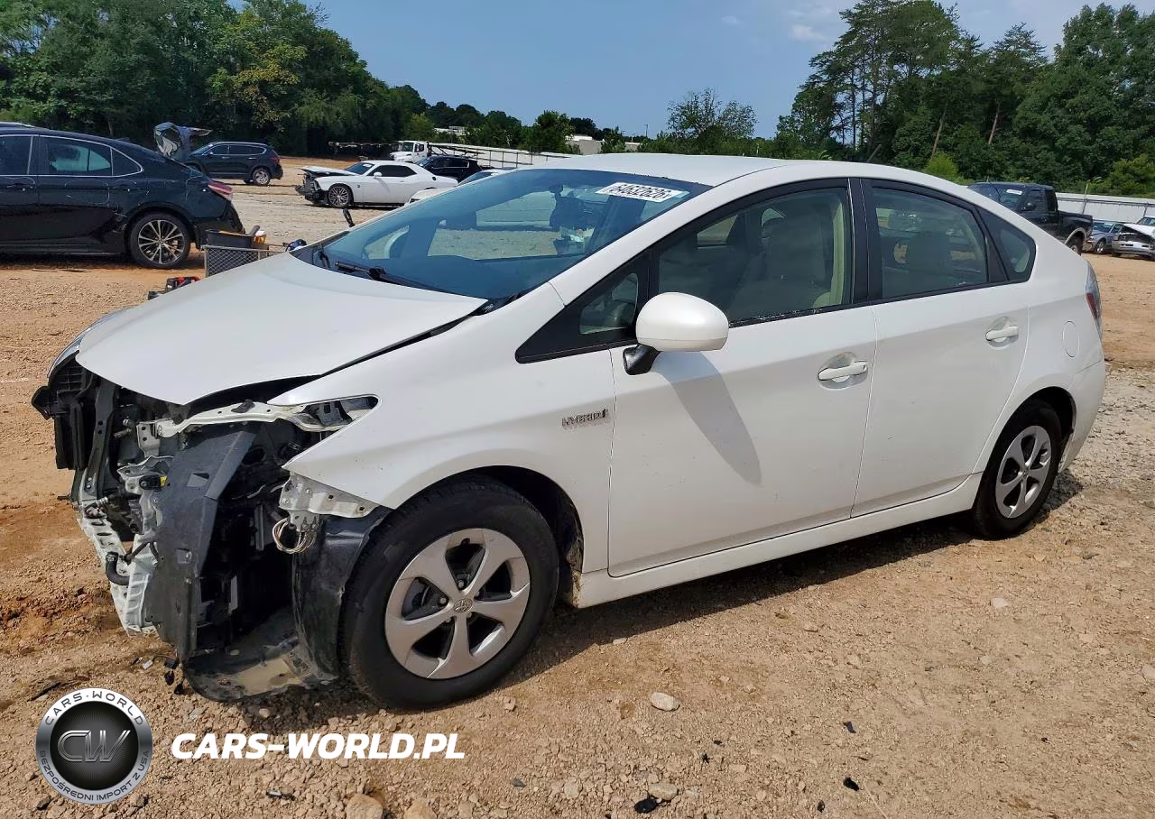 2014 Toyota Prius Two – zdjęcie 1 z 12