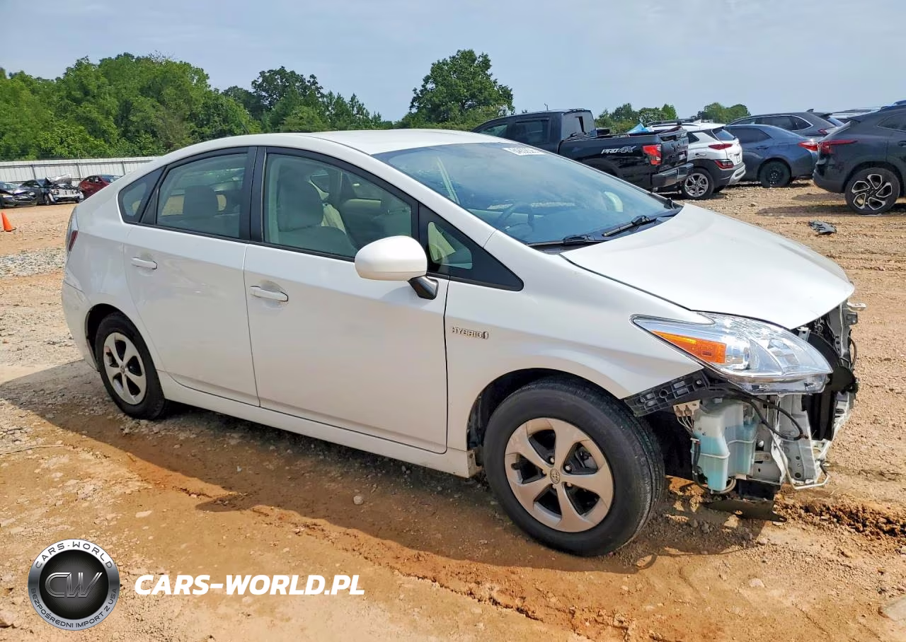 2014 Toyota Prius Two VIN:JTDKN3DUXE0360375 - 4