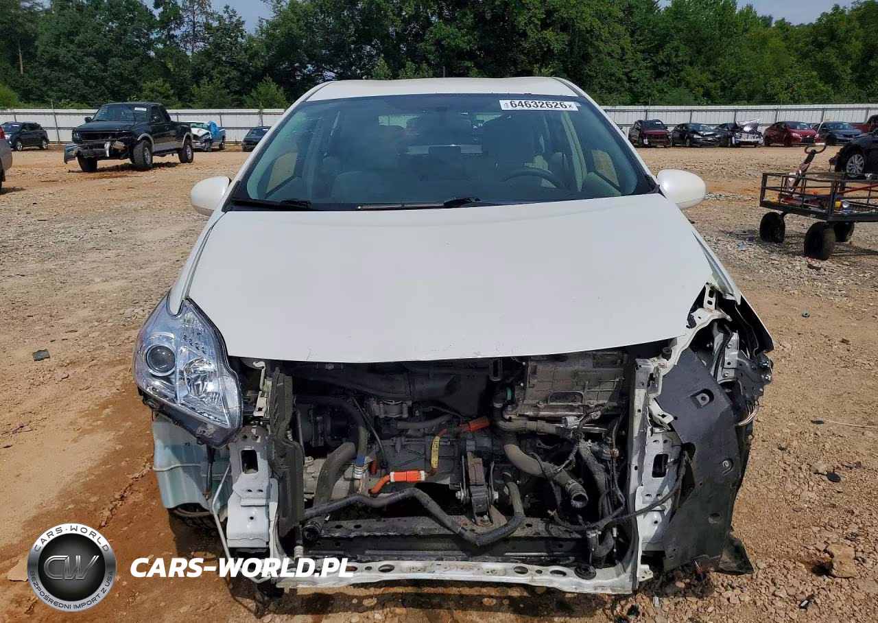 2014 Toyota Prius Two VIN:JTDKN3DUXE0360375 - 5