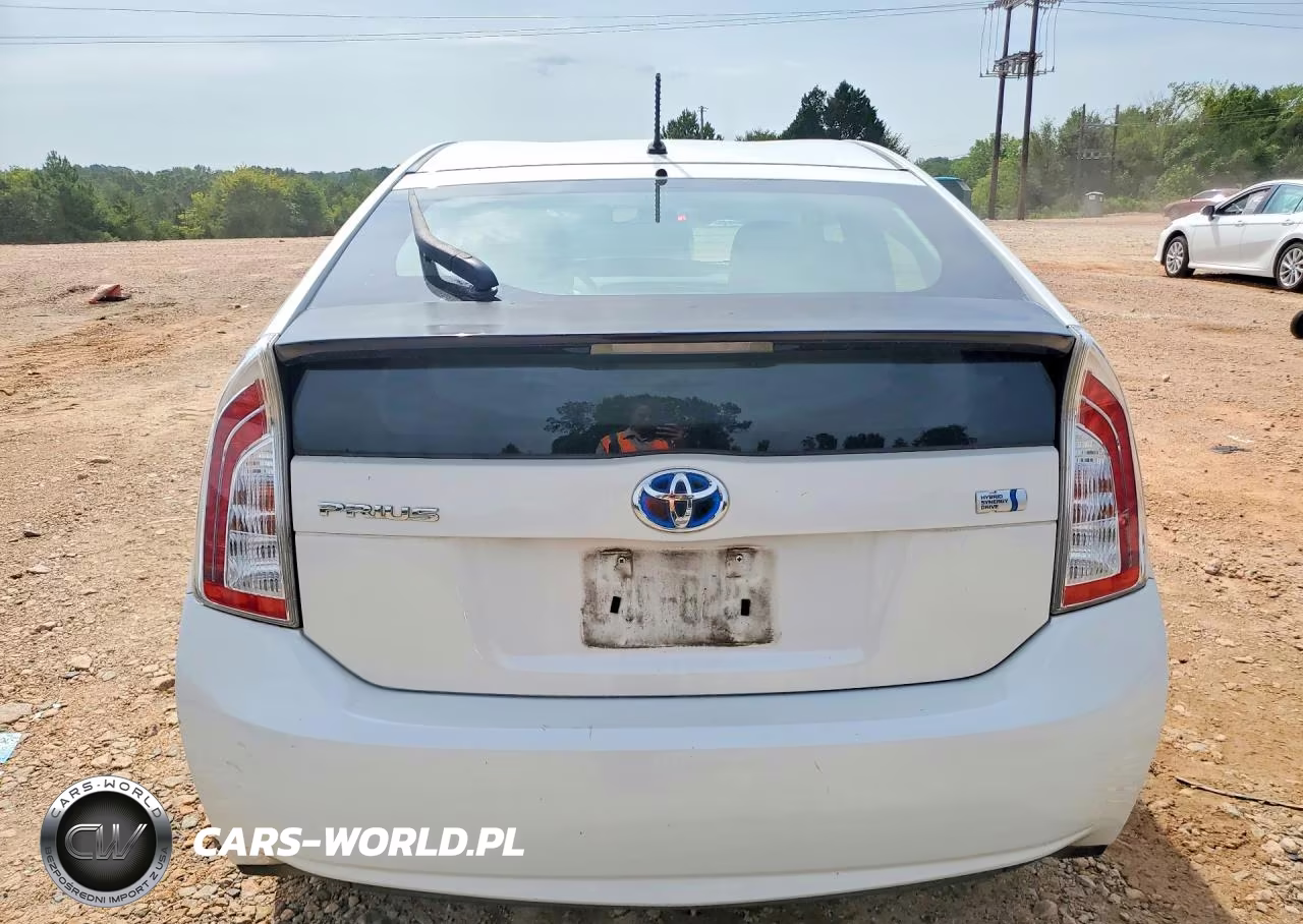2014 Toyota Prius Two VIN:JTDKN3DUXE0360375 - 6