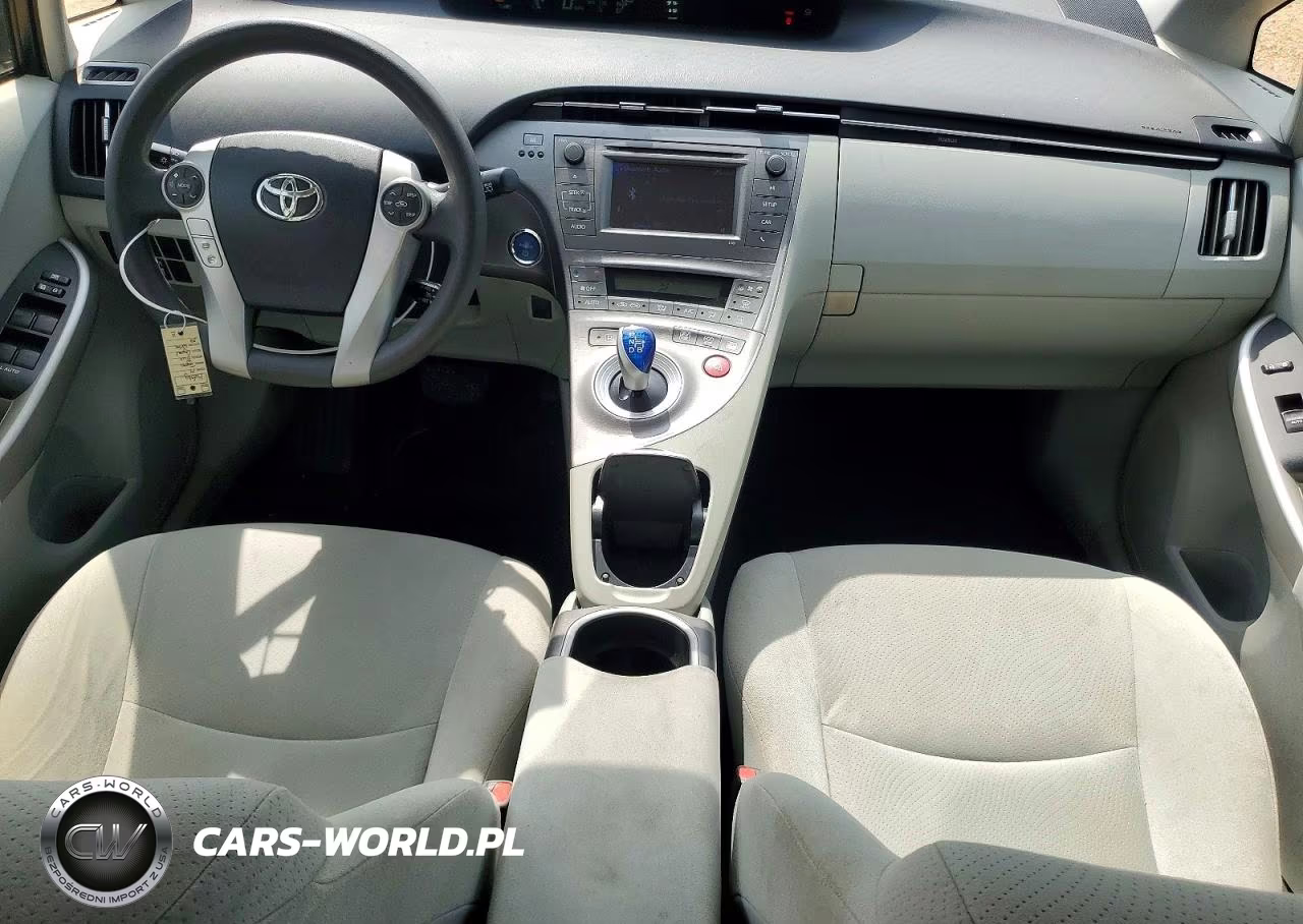 2014 Toyota Prius Two VIN:JTDKN3DUXE0360375 - 8