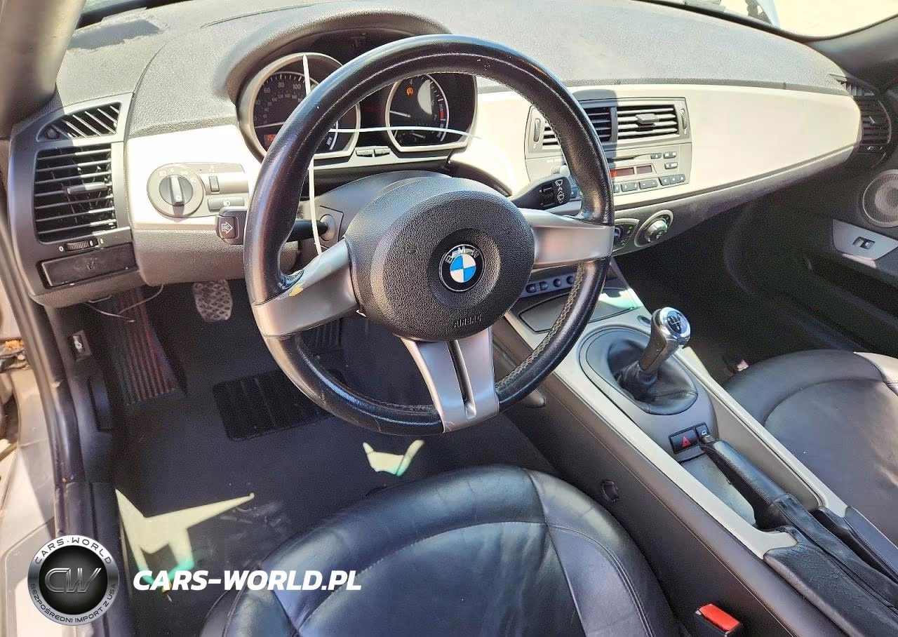 2003 BMW Z4 3.0 VIN:4USBT53423LT22910 - 8