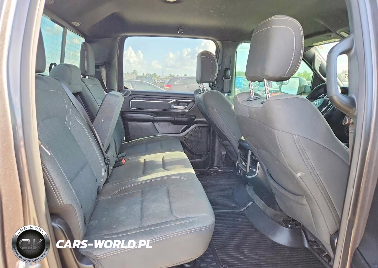 2020 Ram 1500 Big Horn VIN:1C6SRFFT9LN103208 - 10