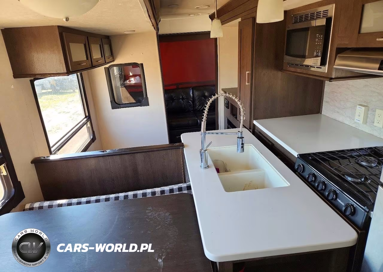 2018 Forest River Wildwood Camper VIN:4X4TWDC27J8803613 - 6