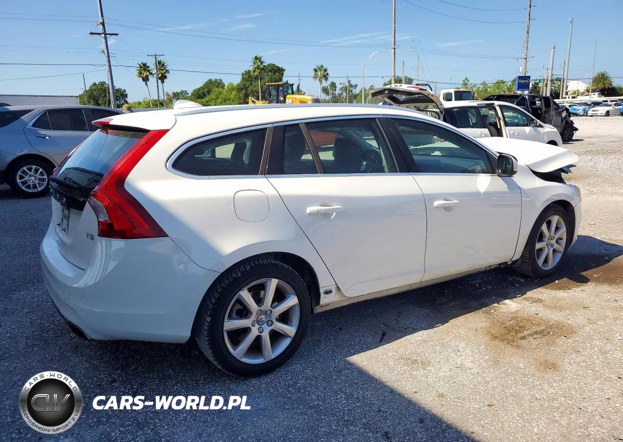 2017 Volvo V60 T5 Premier VIN:YV140MEK2H1370806 - 3