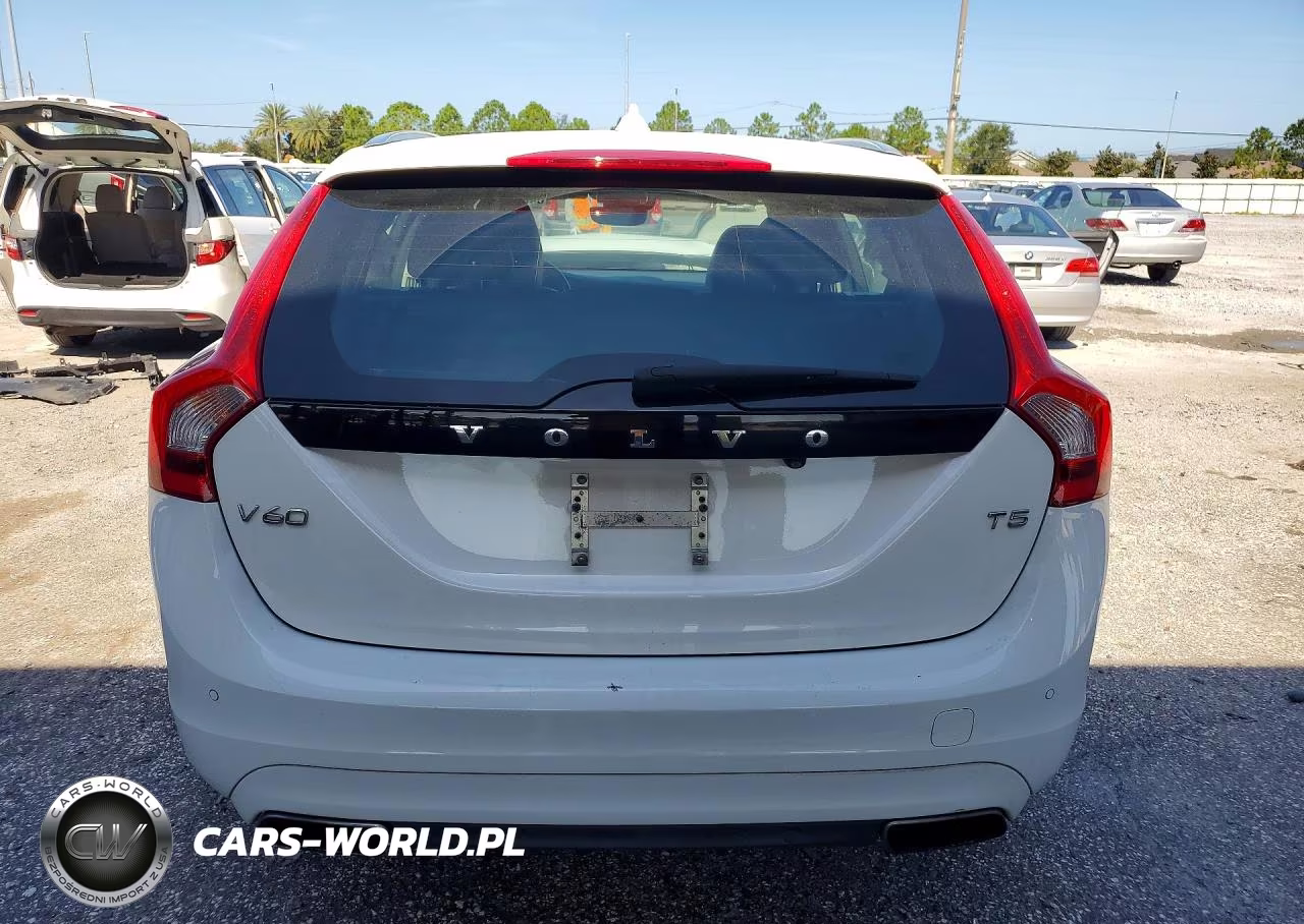 2017 Volvo V60 T5 Premier VIN:YV140MEK2H1370806 - 6