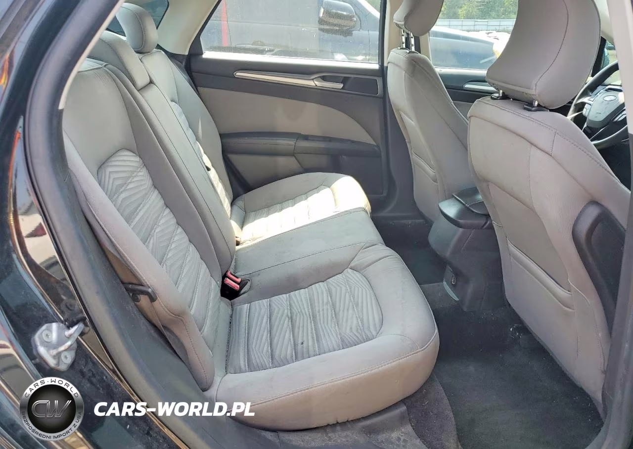 2016 Ford Fusion S VIN:3FA6P0G70GR253327 - 10