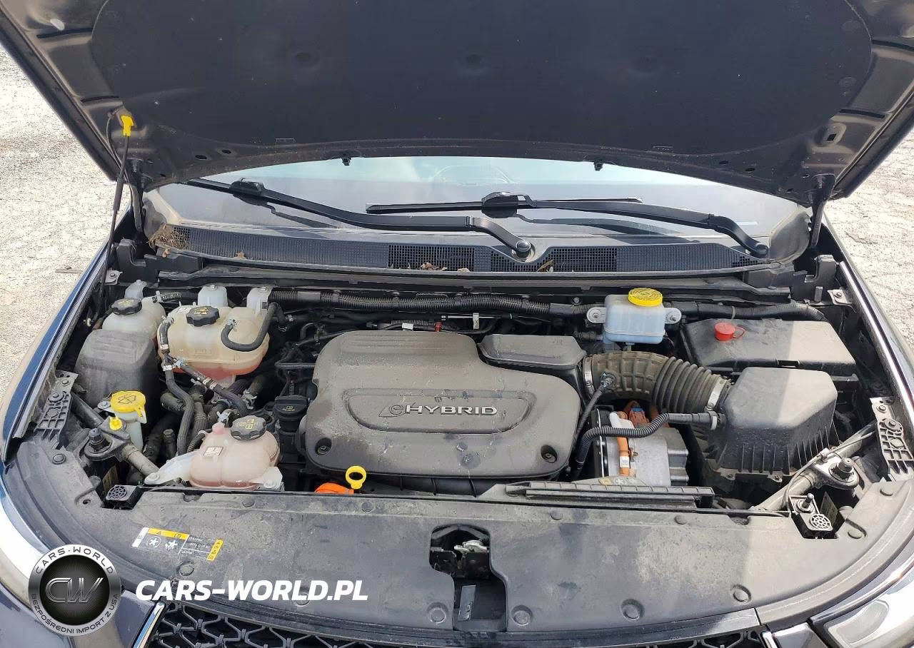 2021 Chrysler Pacifica Hybrid Touring L VIN:2C4RC1L75MR596330 - 12
