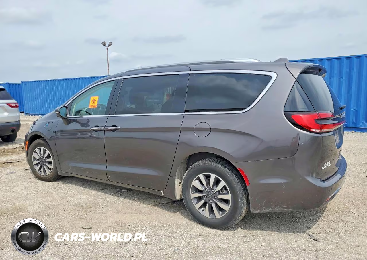 2021 Chrysler Pacifica Hybrid Touring L VIN:2C4RC1L75MR596330 - 2