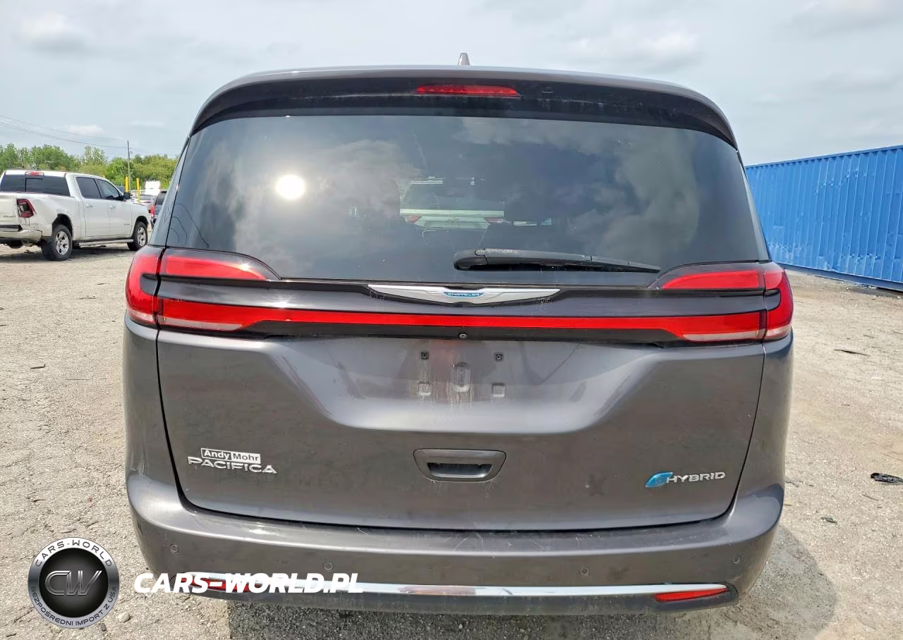 2021 Chrysler Pacifica Hybrid Touring L VIN:2C4RC1L75MR596330 - 6