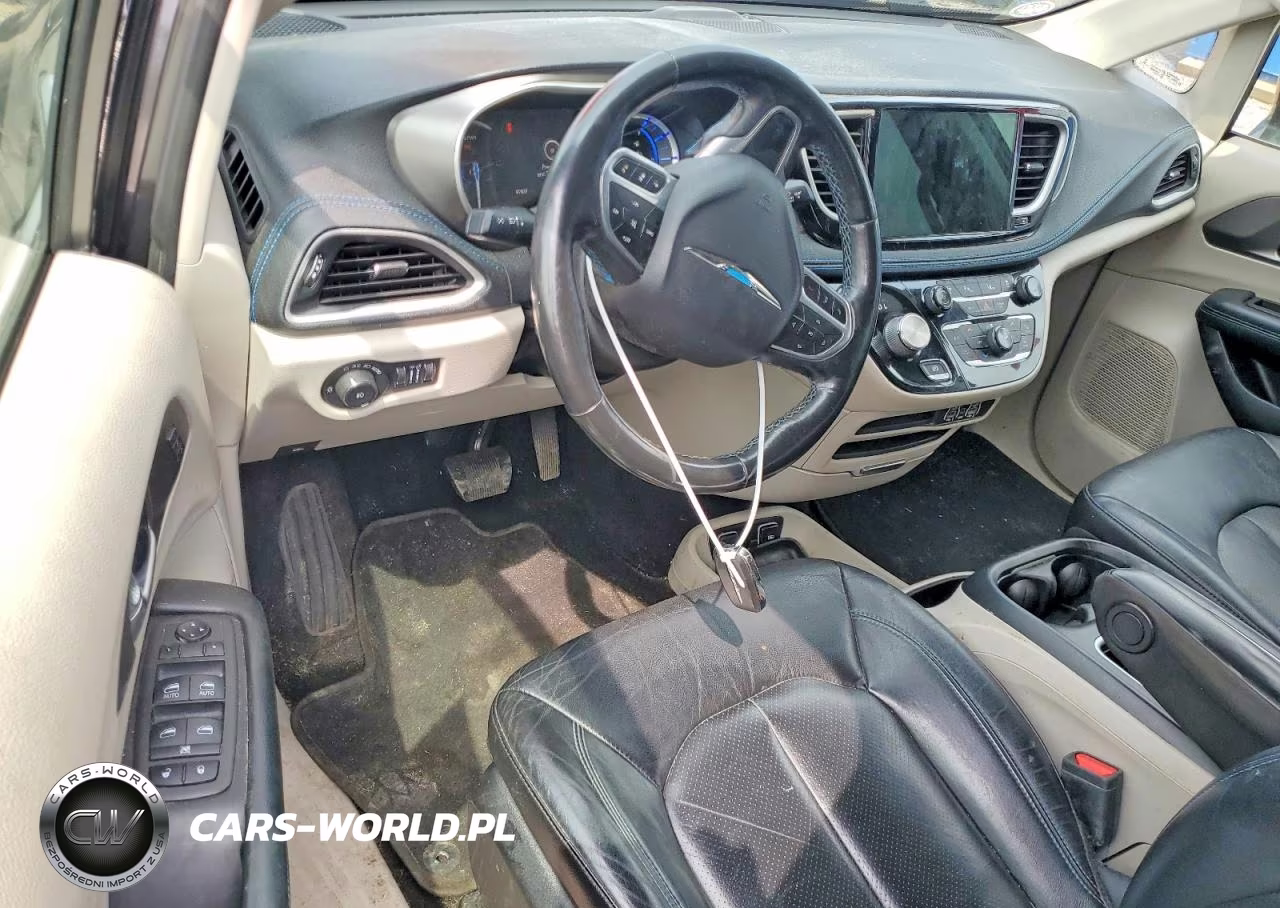2021 Chrysler Pacifica Hybrid Touring L VIN:2C4RC1L75MR596330 - 8