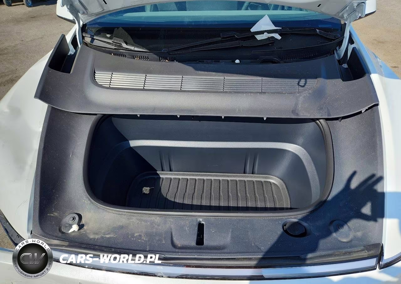 2026 Tesla Model Y VIN:7SAYGDED7TF617244 - 11