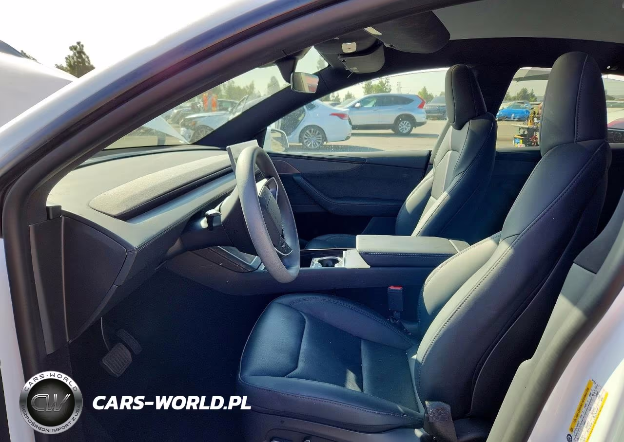2026 Tesla Model Y VIN:7SAYGDED7TF617244 - 7