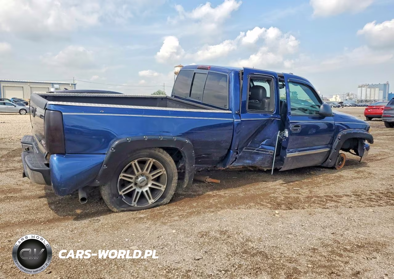 2004 GMC New Sierra C1500 VIN:2GTEC19T541389499 - 3