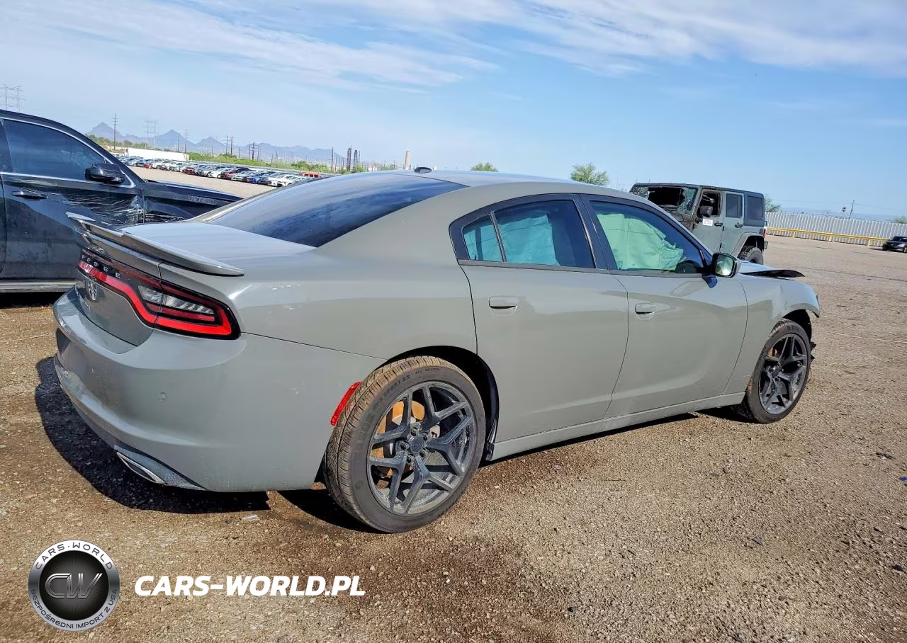 2017 Dodge Charger VIN:2C3CDXBGXHH551861 - 3