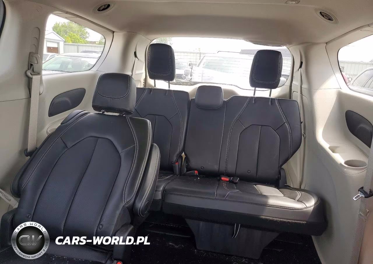 2020 Chrysler Voyager Lxi VIN:2C4RC1DG8LR192192 - 10
