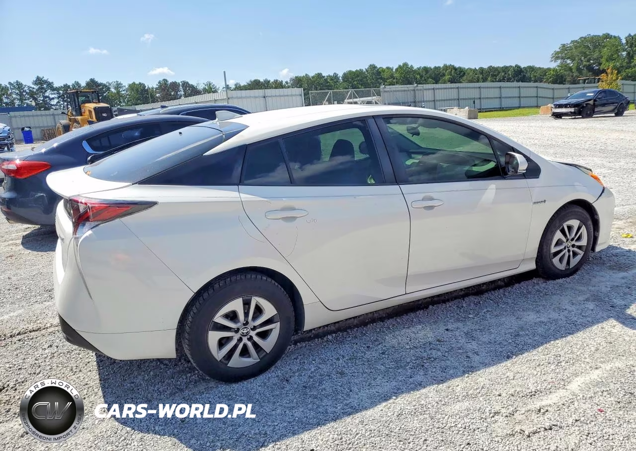 2016 Toyota Prius Three VIN:JTDKARFU7G3022994 - 3