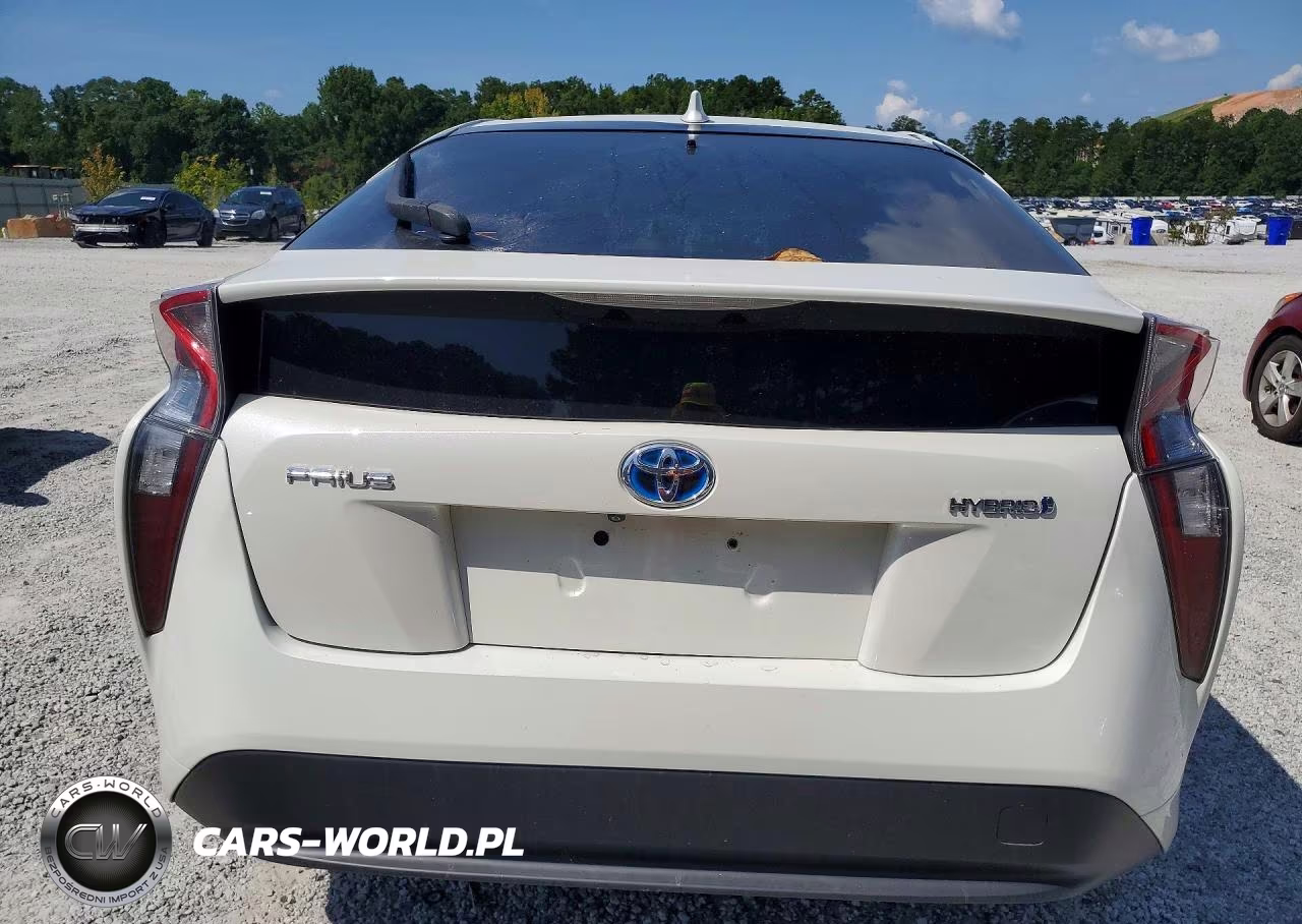 2016 Toyota Prius Three VIN:JTDKARFU7G3022994 - 6