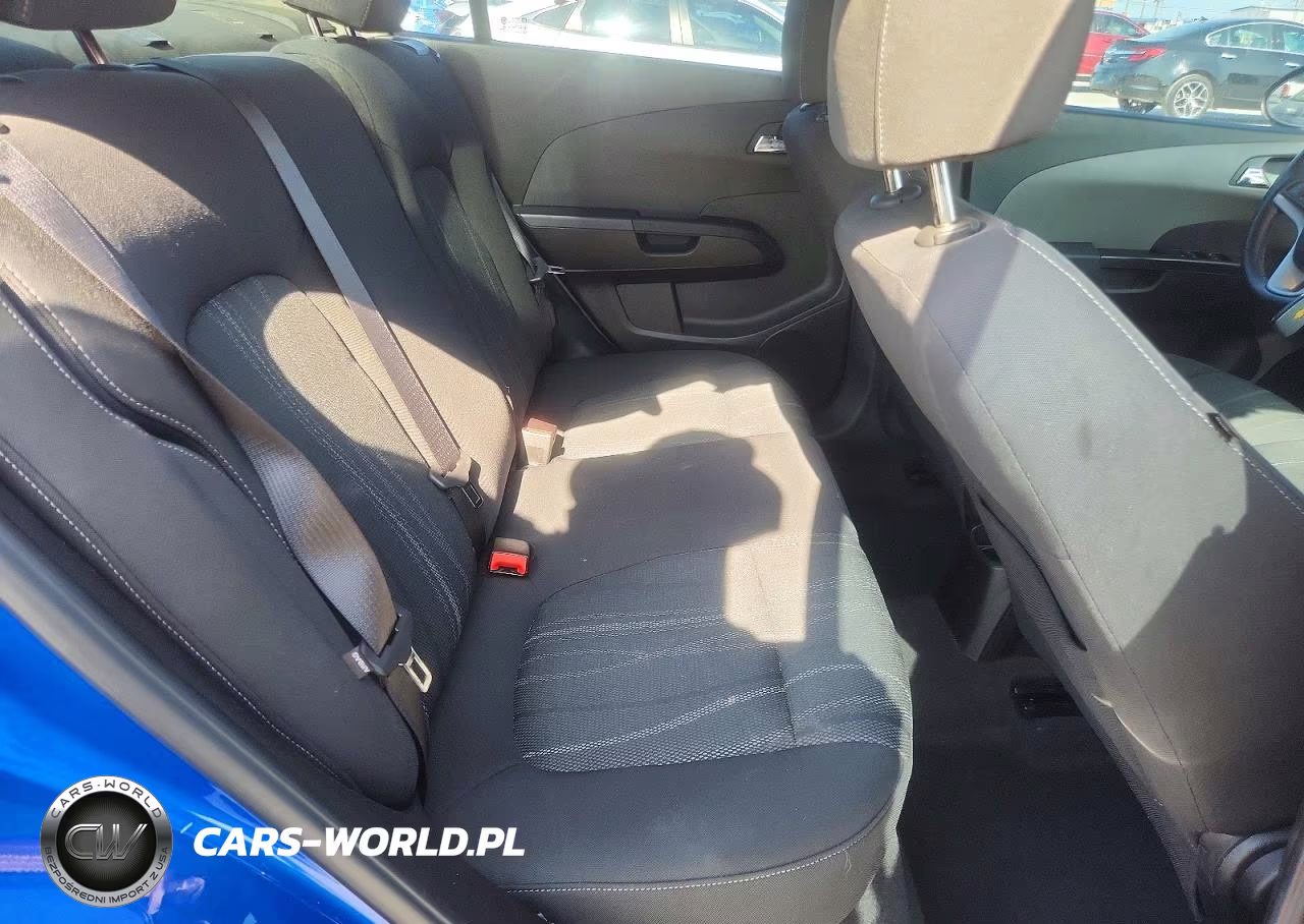2018 Chevrolet Sonic Lt VIN:1G1JD5SH0J4120845 - 10