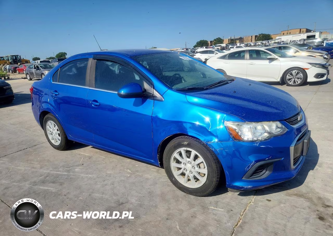 2018 Chevrolet Sonic Lt VIN:1G1JD5SH0J4120845 - 4