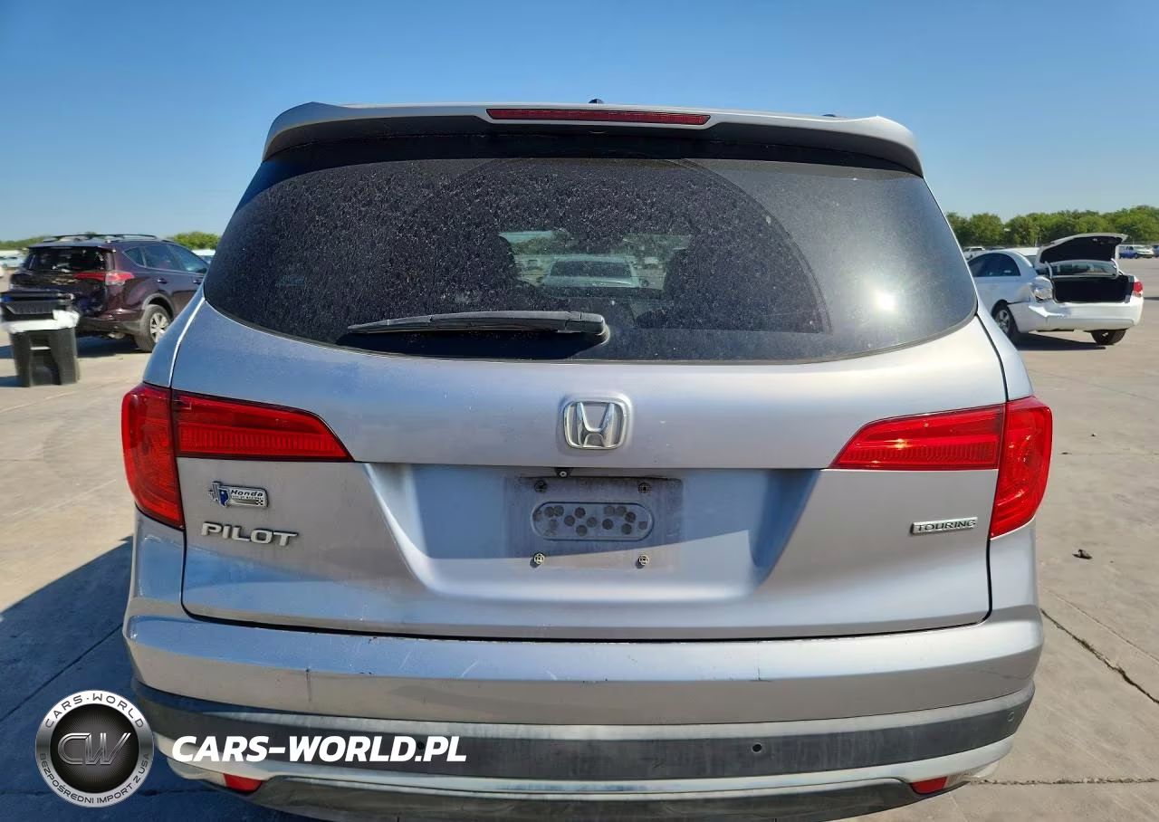 2016 Honda Pilot Touring VIN:5FNYF5H97GB004818 - 6