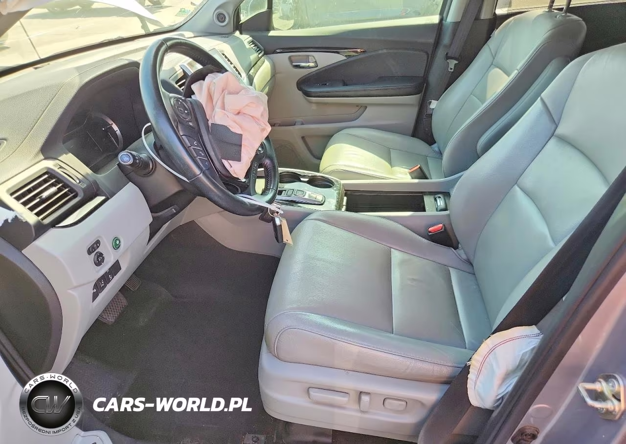 2016 Honda Pilot Touring VIN:5FNYF5H97GB004818 - 7