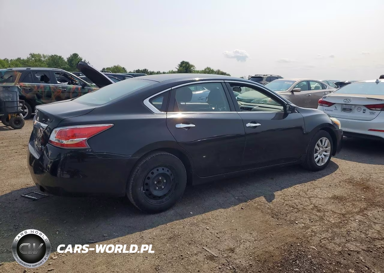 2014 Nissan Altima 2.5 S VIN:1N4AL3AP2EC111038 - 3