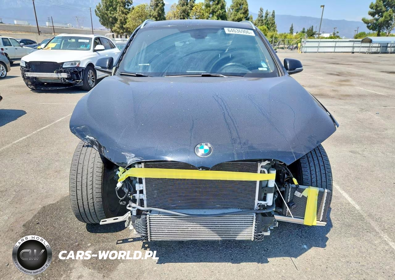 2018 BMW X1 Sdrive28I VIN:WBXHU7C35J3H43913 - 5