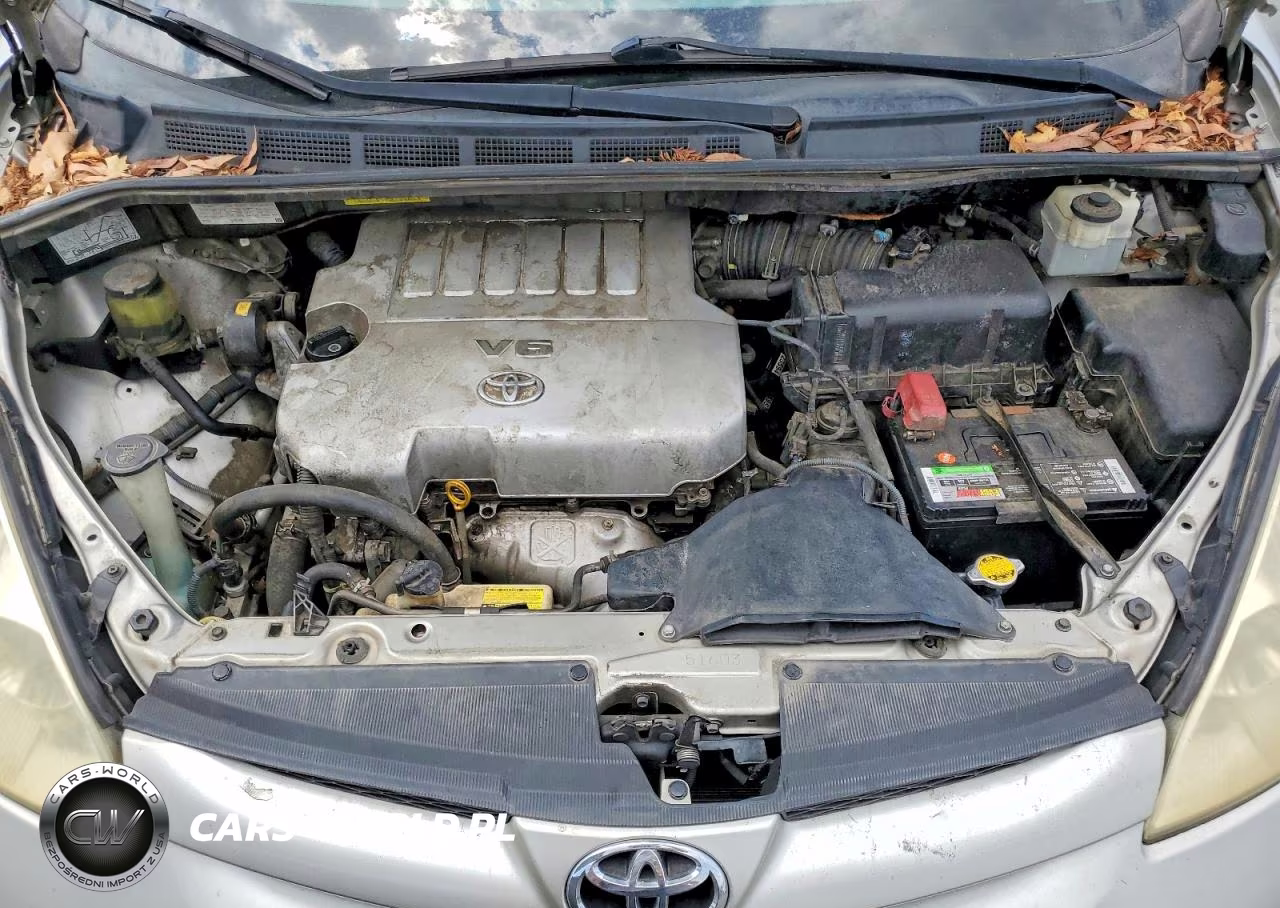 2010 Toyota Sienna Le 8-Passenger VIN:5TDKK4CC4AS304155 - 12