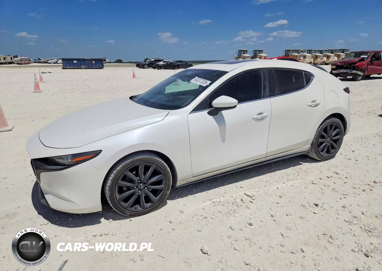 2020 Mazda 3 Premium VIN:JM1BPBNM4L1149280 - 1