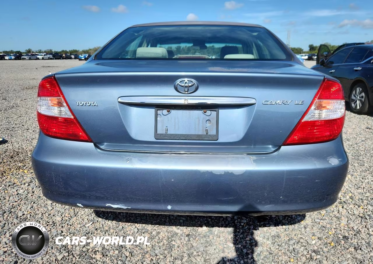 2003 Toyota Camry Le VIN:JTDBE32K430232454 - 6
