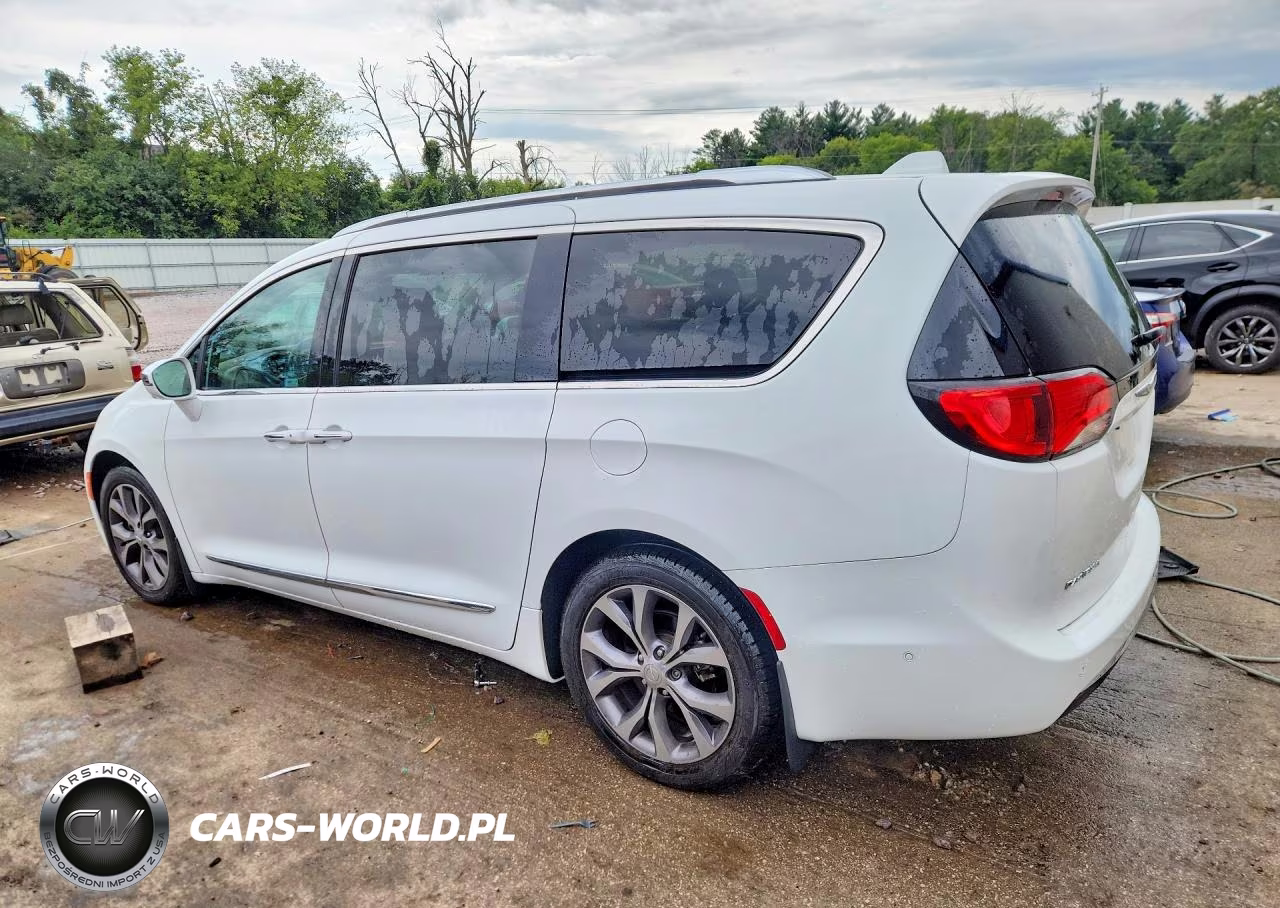 2017 Chrysler Pacifica Limited VIN:2C4RC1GG5HR564798 - 2