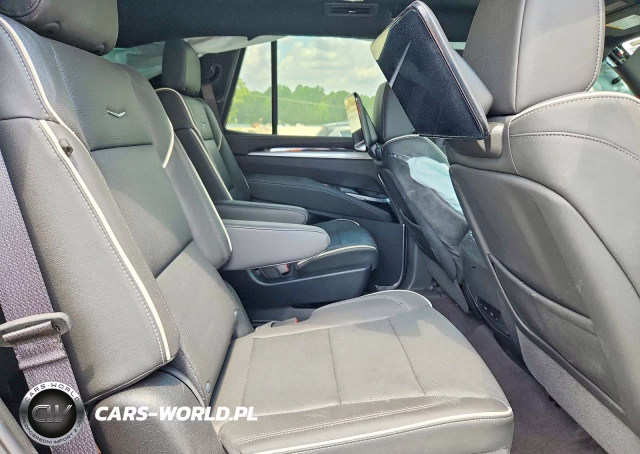 2026 Cadillac Escalade Luxury VIN:1GYS9CKL7TR212797 - 11