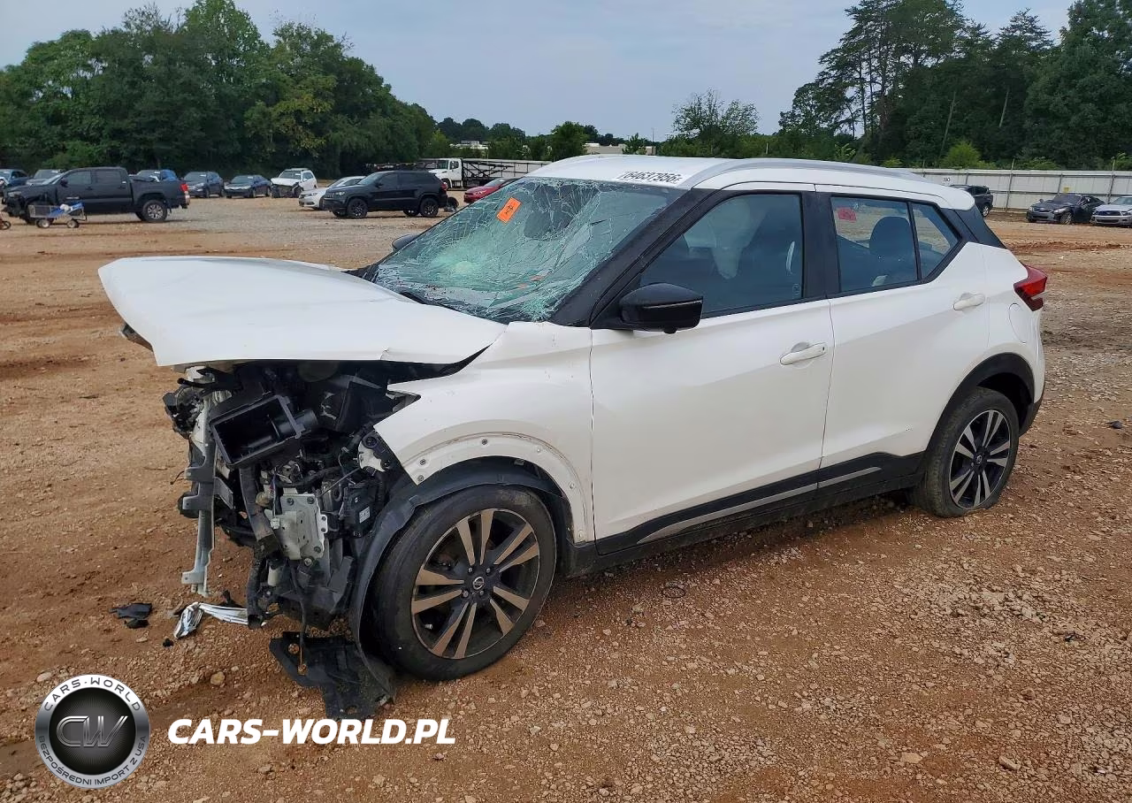 2019 Nissan Kicks S