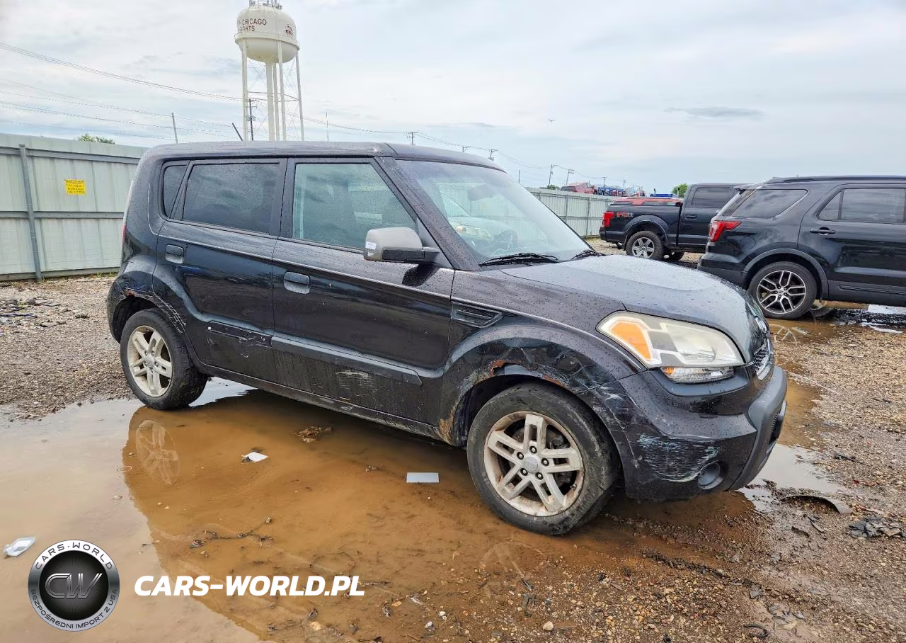 2010 Kia Soul + VIN:KNDJT2A27A7145648 - 4