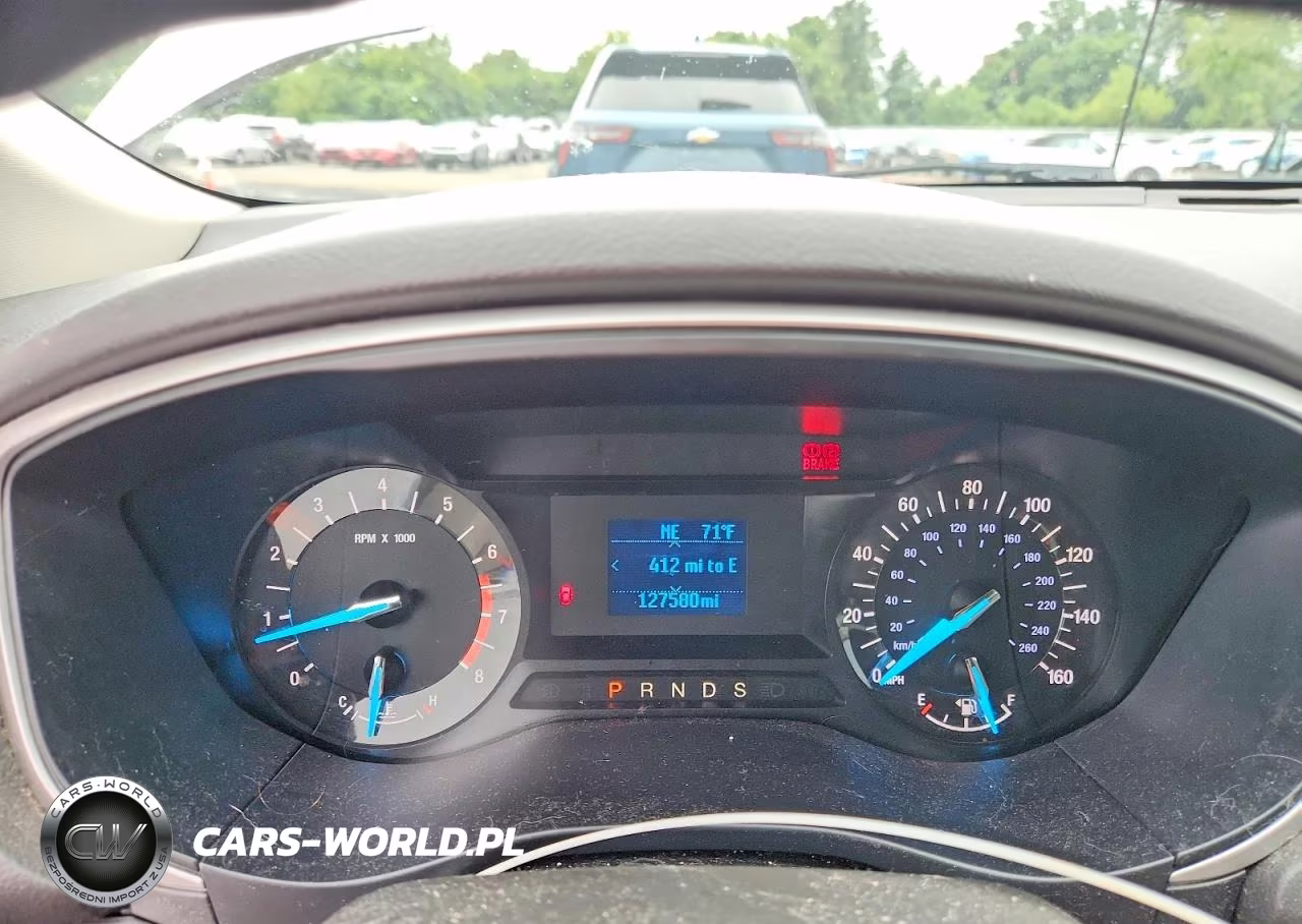 2014 Ford Fusion S VIN:1FA6P0G77E5393858 - 9