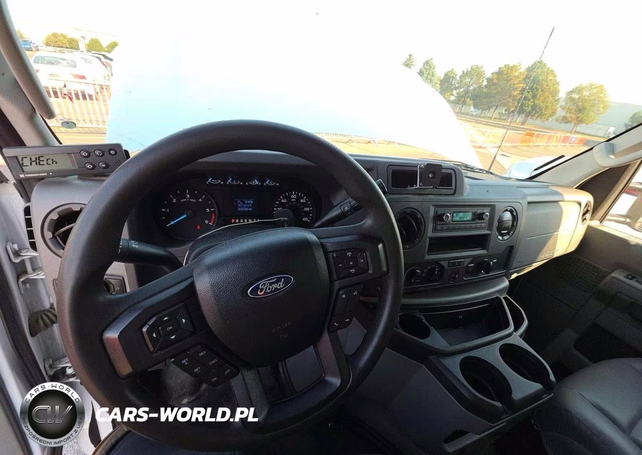2023 Ford Econoline E350 Super Duty Cutaway Van VIN:1FDWE3FK9PDD31812 - 13