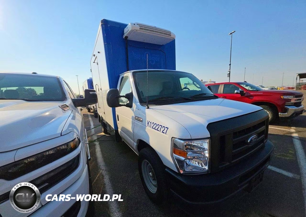 2023 Ford Econoline E350 Super Duty Cutaway Van VIN:1FDWE3FK9PDD31812 - 2