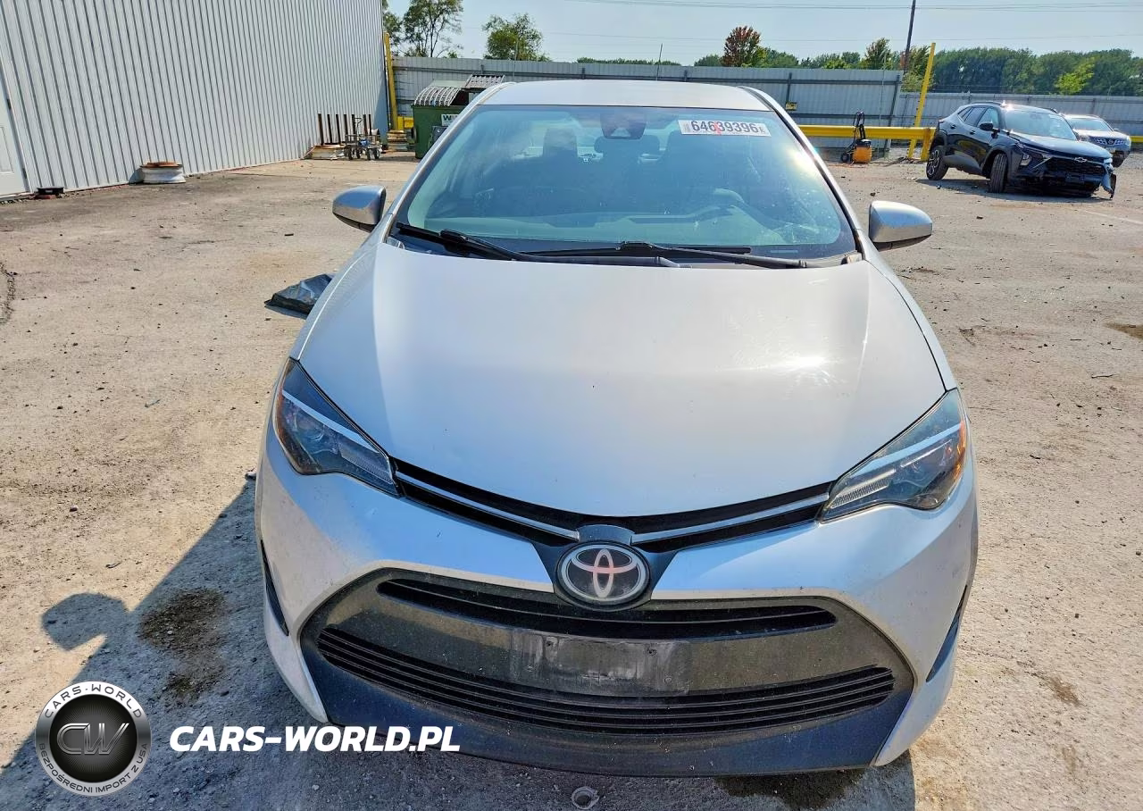2017 Toyota Corolla Le VIN:2T1BURHE9HC867545 - 5
