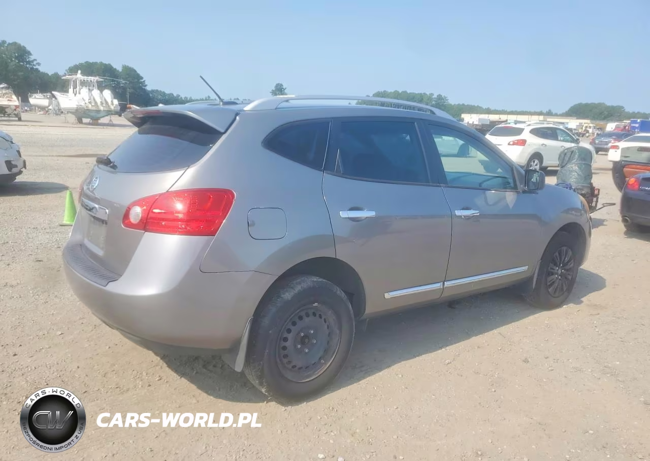 2015 Nissan Rogue Select S VIN:JN8AS5MV0FW766466 - 3